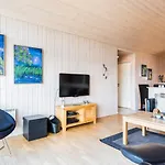 Bright And Spacious Family Retreat-by Traum Vakantiehuis Tarm