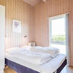 Bright And Spacious Family Retreat-by Traum * Tarm