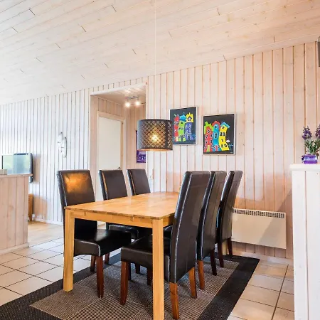 Bright And Spacious Family Retreat-by Traum